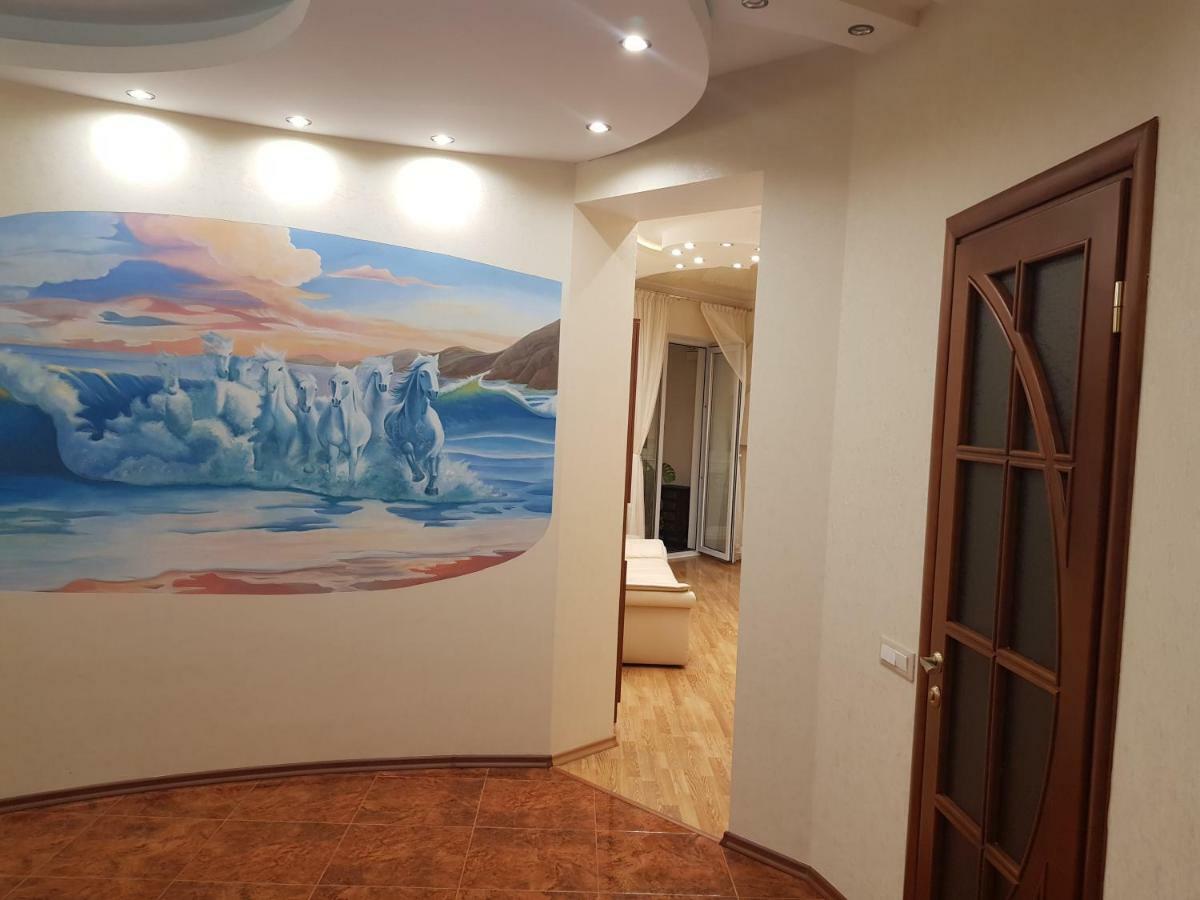 Апартаменты На Люстдорфской Odessa Esterno foto